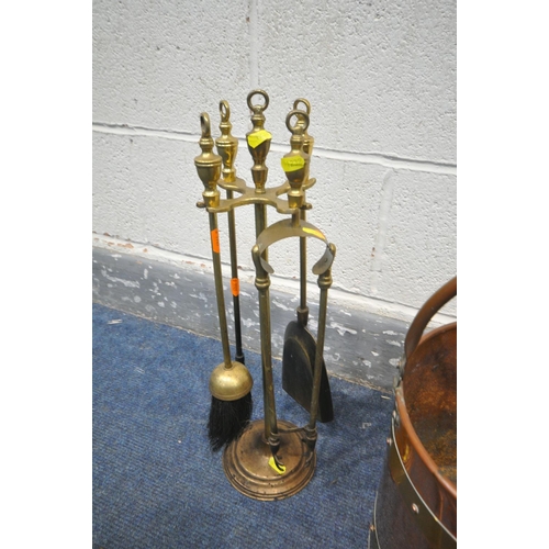 1232 - A COPPER AND BRASS COAL BUCKET, a brass companion set, copper warming pan and two spare forks (5)