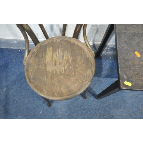 1289 - A 20TH CENTURY OAK TABLE, length 77cm x depth 54cm x height 67cm, along with a bentwood chair, (cond... 