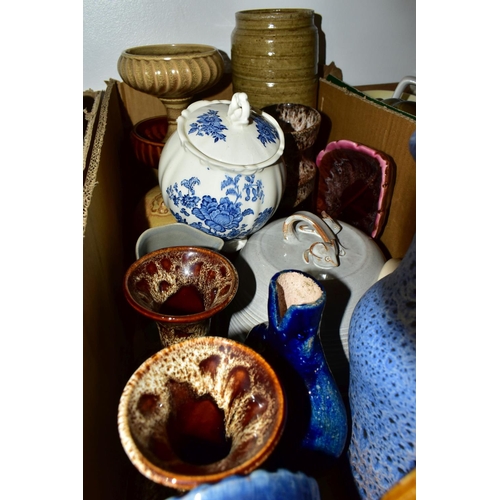 425 - SEVEN BOXES AND LOOSE CERAMICS, to include several mid twentieth century West German vases in variou... 