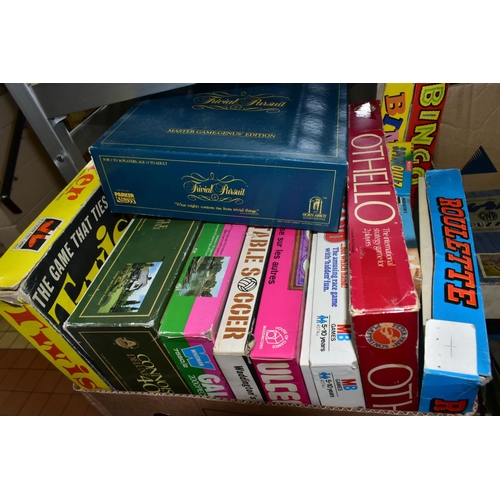 437 - FOUR BOXES AND LOOSE VINTAGE TOYS AND GAMES ETC, to include a Great Western Railway jigsaw puzzle, W... 