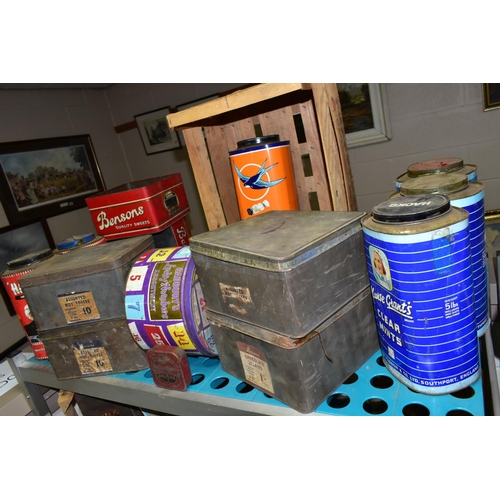 463 - A COLLECTION OF VINTAGE ADVERTISING TINS AND PACKAGING, to include a glass Holland Toffee jar with a... 