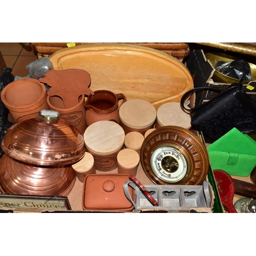 477 - THREE BOXES AND LOOSE METALWARES AND SUNDRY HOMEWARES, to include an Audley handbag, a vintage needl... 