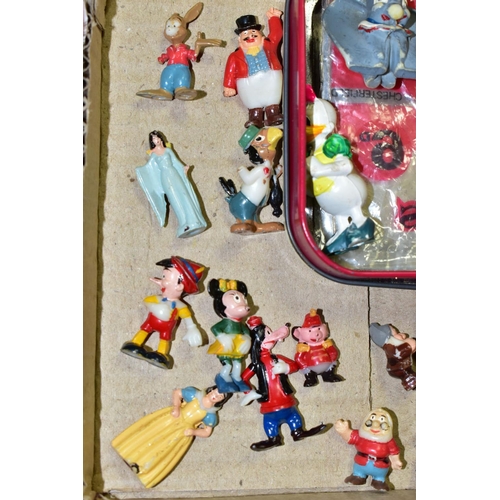 490 - A QUANTITY OF ASSORTED MARX DISNEYKINS FIGURES, to include Snow White and the Seven Dwarfs, characte... 