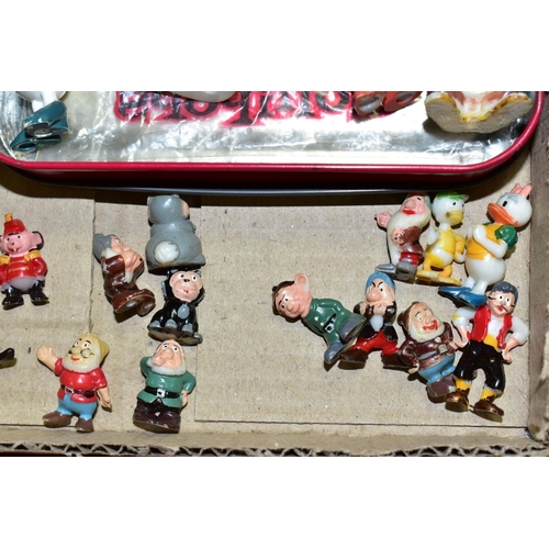 490 - A QUANTITY OF ASSORTED MARX DISNEYKINS FIGURES, to include Snow White and the Seven Dwarfs, characte... 