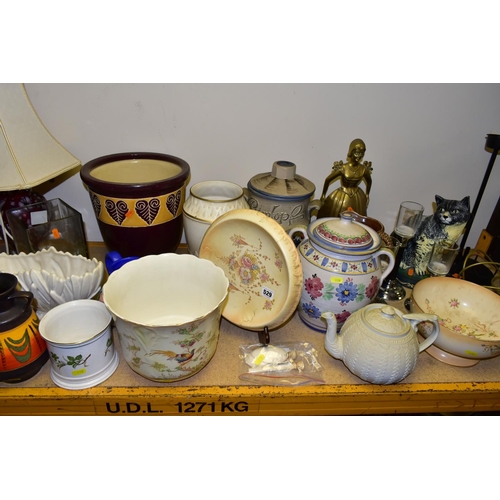 529 - A QUANTITY OF DECORATIVE CERAMICS, JARDINIERES AND LAMPS ETC, to include a German fat lava style vas... 