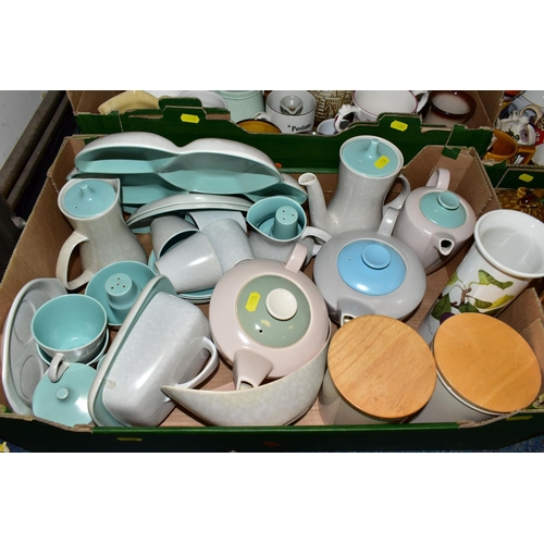 533 - FIVE BOXES AND LOOSE TEA WARES AND TABLE WARES ETC, to include Poole Pottery Twin Tone tea and coffe... 