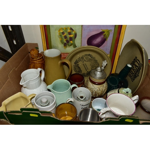 533 - FIVE BOXES AND LOOSE TEA WARES AND TABLE WARES ETC, to include Poole Pottery Twin Tone tea and coffe... 