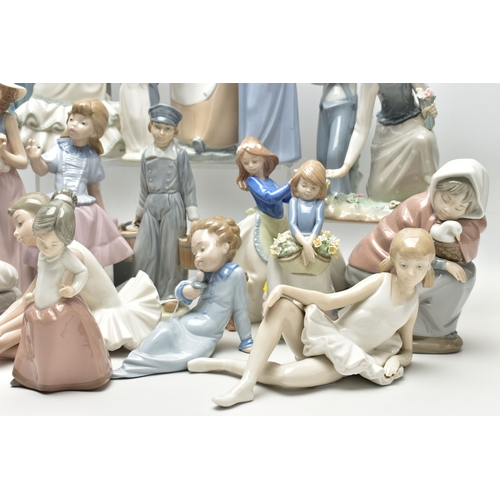 1067A - SIX LLADRO FIGURES, TWENTY SIX NAO FIGURES AND THREE OTHER SPANISH PORCELAIN FIGURES, the Lladro com... 