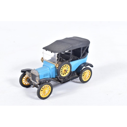 73 - A COLLECTION OF 1960'S CORGI CLASSICS DIECAST CAR MODELS, 1927 3-litre Bentley, No.9001 (box shows N... 