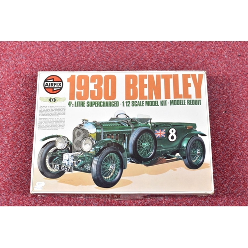 97 - A BOXED PART CONSTRUCTED AIRFIX 1930 BENTLEY 4.5 LITRE SUPERCHARCHED RACING CAR PLASTIC CONSTRUCTION... 