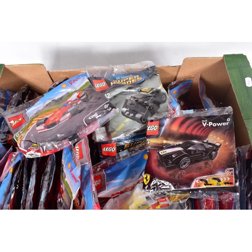 101 - A QUANTITY OF MODERN LEGO MODEL KITS, to include, Creator, DC Comics Super Heroes, Shell V-Power Fer... 