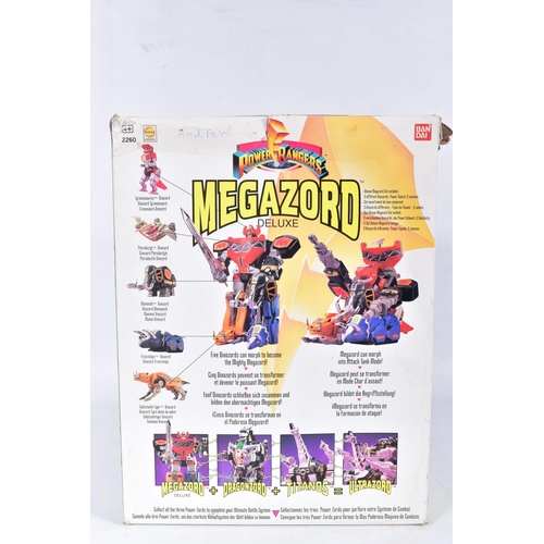 104 - A BOXED BANDAI POWER RANGERS MEGAZORD DELUXE SET, No.2260, appears largely complete but appears to b... 