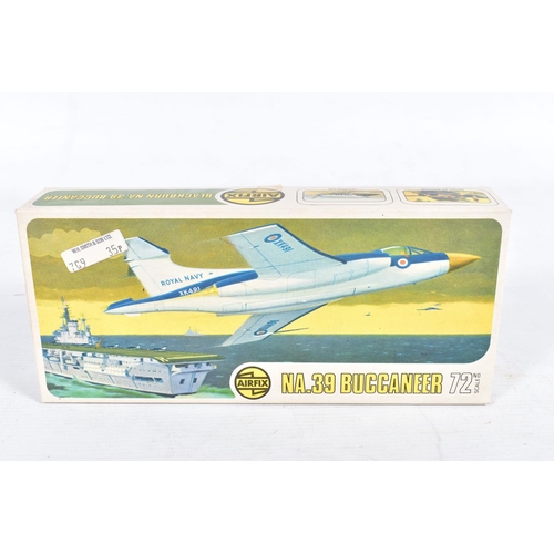 98 - A QUANTITY OF UNBUILT AND PART BUILT AIRFIX AND OTHER AIRCRAFT PLASTIC CONSTRUCTION KITS, contents n... 