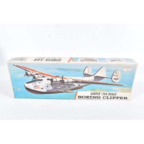 98 - A QUANTITY OF UNBUILT AND PART BUILT AIRFIX AND OTHER AIRCRAFT PLASTIC CONSTRUCTION KITS, contents n... 