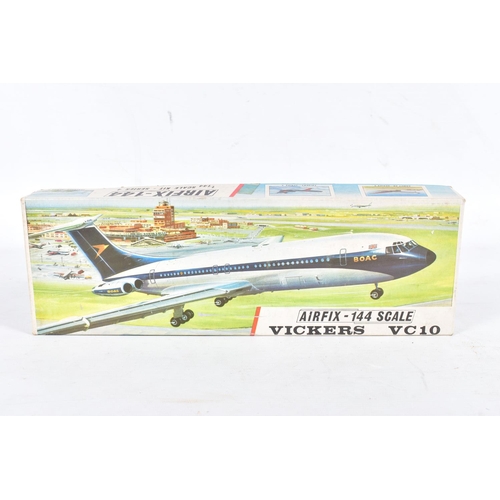 98 - A QUANTITY OF UNBUILT AND PART BUILT AIRFIX AND OTHER AIRCRAFT PLASTIC CONSTRUCTION KITS, contents n... 