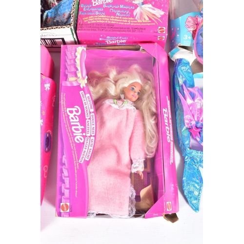 99 - A QUANTITY OF BOXED AND UNBOXED MODERN MATTEL BARBIE  DOLLS, CLOTHING AND ACCESSORIES, boxed items a... 