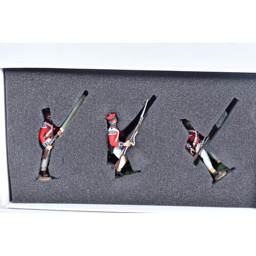 134 - A QUANTITY OF BRITAINS NAPOLEONIC WATERLOO - HOUGOUMONT BRITISH COLDSTREAM GUARDS SETS, No's.17700, ... 