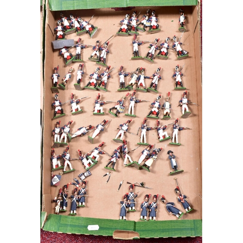 139 - A QUANTITY OF UNBOXED AND ASSORTED METAL SOLDIER FIGURES, mixture of British and French Napoleonic e... 