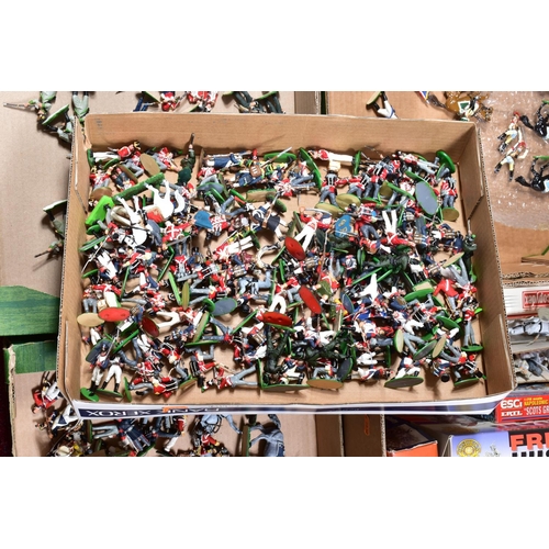 140 - A QUANTITY OF BOXED AND UNBOXED ASSORTED PLASTIC SOLDIER FIGURES, all are of Napoleon era soldiers f... 