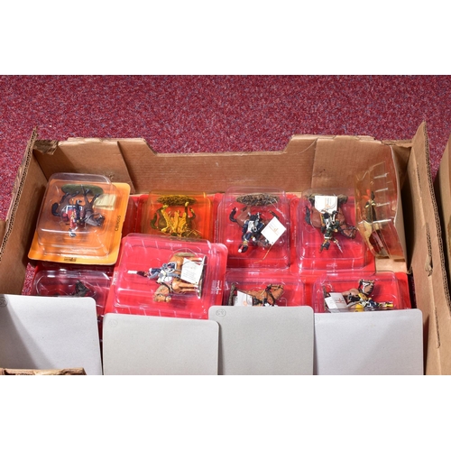 141 - A QUANTITY OF BOXED DEL PRADO MOUNTED SOLDIER AND CAVALRY FIGURES, mainly from the Napoleonic era, m... 