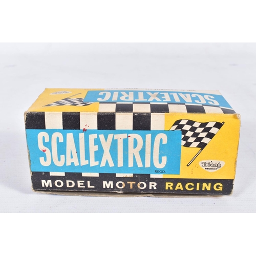 159 - A BOXED SCALEXTRIC AUSTIN HEALEY 3000, No.C/74, green body with beige interior, complete with driver... 