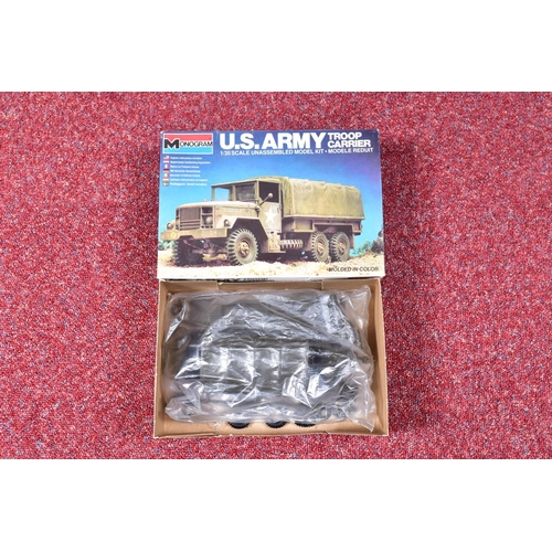 173 - A QUANTITY OF BOXED UNBUILT ASSORTED MILITARY PLASTIC CONSTRUCTION KITS, mixture of Airfix, Tamiya, ... 