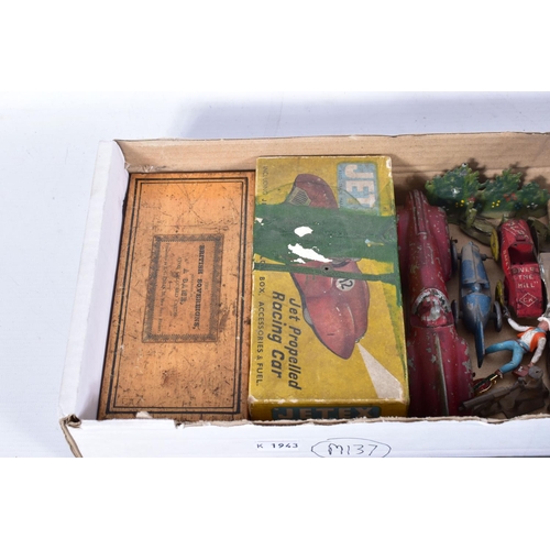 174 - A QUANTITY OF ASSORTED VINTAGE TOYS AND GAMES, to include boxed E.C. Edlin The British Sovereigns ca... 