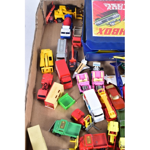 184 - A QUANTITY OF UNBOXED AND ASSORTED PLAYWORN MATCHBOX 1-75 SUPERFAST AND CORGI JUNIORS DIECAST VEHICL... 