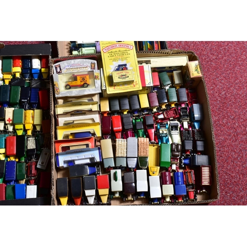 192 - A QUANTITY OF BOXED AND UNBOXED MATCHBOX MODELS OF YESTERYEAR AND LLEDO DAYS GONE MODELS, with a sma... 