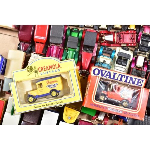 192 - A QUANTITY OF BOXED AND UNBOXED MATCHBOX MODELS OF YESTERYEAR AND LLEDO DAYS GONE MODELS, with a sma... 