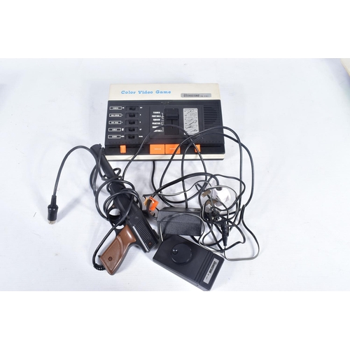 220 - ADMAN GRANDSTAND TVG 3600-1 BOXED & ATARI 1040 SOFTWARE, Adman Grandstand includes a controller, gun... 