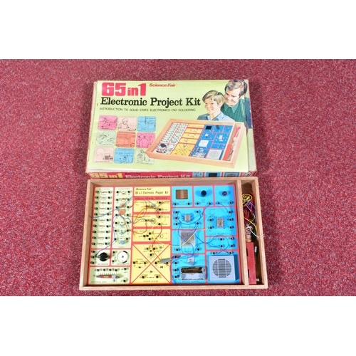 236 - ELECTRONIC DETECTIVE GAME & 65 IN 1 ELECTRONIC KIT, two boxed electronic entertainment products from... 