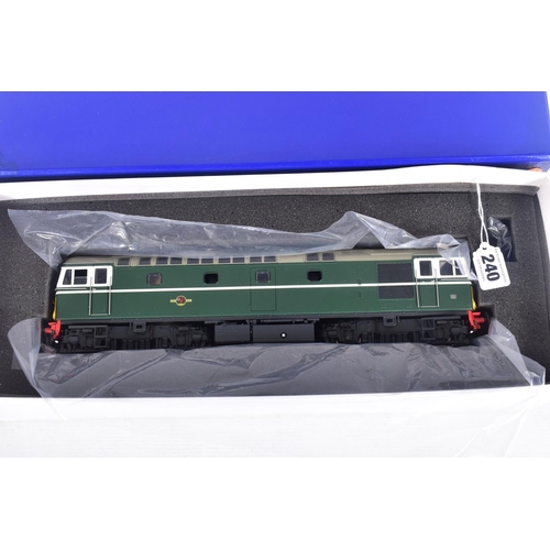 240 - A BOXED HELJAN O GAUGE CLASS 33 LOCOMOTIVE, B.R. green livery (3390), looks to have hardly ever been... 