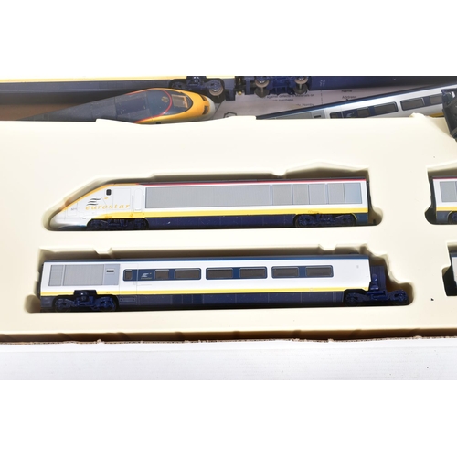 243 - A BOXED HORNBY RAILWAYS HO GAUGE EUROSTAR ELECTRIC TRAIN SET, No.R647, earlier version made by Jouef... 