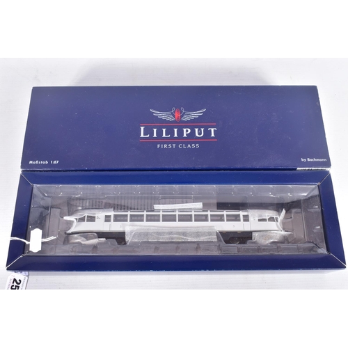 252 - A BOXED LILIPUT FIRST CLASS BY BACHMANN HO GAUGE D.B CLASS ET11 TWO CAR ELECTRIC RAILCAR SET, No.L13... 