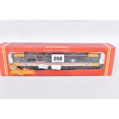 258 - THREE BOXED HORNBY OO GAUGE CLASS 86 LOCOMOTIVES, 'Phoenix' No.86 219 (R360), 'The Boys Brigade' No.... 