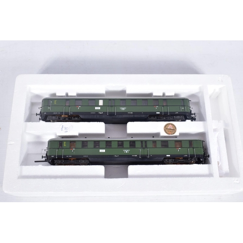 264 - A BOXED LILIPUT HO GAUGE D.R. CLASS VT 137 & VS 145 TWO DIESEL RAILCAR SET, No.125 01, both in good ... 