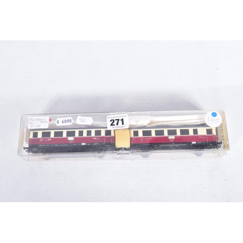 271 - A BOXED PIKO HO GAUGE D.R. CLASS VT 137 AND VT 145 RAILBUS SET, No.BR185 & BR195 (32/010), with a fu... 