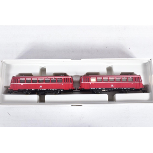 273 - THREE BOXED FLEISCHMANN HO GAUGE D.B. CLASS VT 798 TWO CAR RAILBUS SET, No.4400, with two earlier bo... 