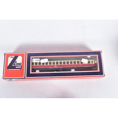 279 - A BOXED LIMA GOLDEN SERIES HO GAUGE D.B. T.E.E. INTERCITY ZUG SET, No.109728 G, comprising Class 103... 