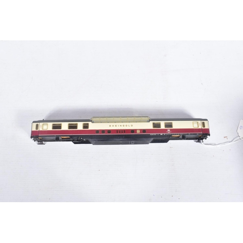 279 - A BOXED LIMA GOLDEN SERIES HO GAUGE D.B. T.E.E. INTERCITY ZUG SET, No.109728 G, comprising Class 103... 