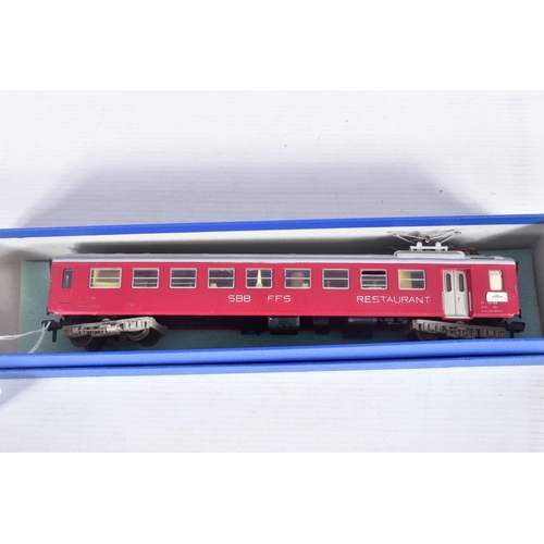 297 - FIVE BOXED HO GAUGE LOCOMOTIVES, Rivarossi F.S. Class 428 (1444), missing cab step from one end, Jou... 