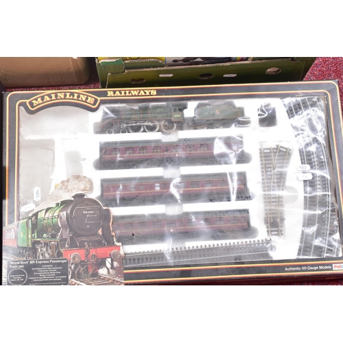 306 - A BOXED MAINLINE RAILWAYS OO GAUGE ROYAL SCOT PASSENGER TRAIN SET, No.37-007, comprising Royal Scot ... 