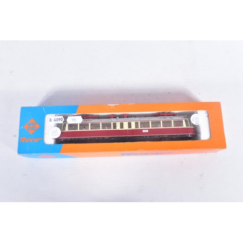 314 - TWO BOXED ROCO HO GAUGE D.B. GLASS TRAIN ELECTRIC RAILCARS, Class ET 91 No.43525 and Class 491 No.43... 