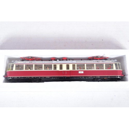 314 - TWO BOXED ROCO HO GAUGE D.B. GLASS TRAIN ELECTRIC RAILCARS, Class ET 91 No.43525 and Class 491 No.43... 