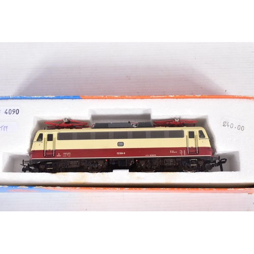 325 - FOUR BOXED ROCO HO GAUGE D.B. ELECTRIC LOCOMOTIVES, Class E41, No.43636, Class 112, No.04138S, Class... 