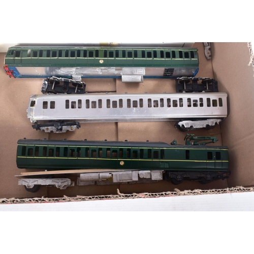 347 - A BOXED MODERN TRACTION KITS OO GAUGE WHITEMETAL KIT OF A B.R. CLASS 304/1 FOUR CAR E.M.U. SET, No.M... 