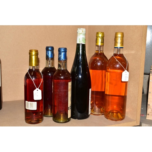 258 - SAUTERNES / WHITE WINE, six bottles comprising one bottle of CHATEAU RIEUSSEC Sauternes 1998, 1er Gr... 