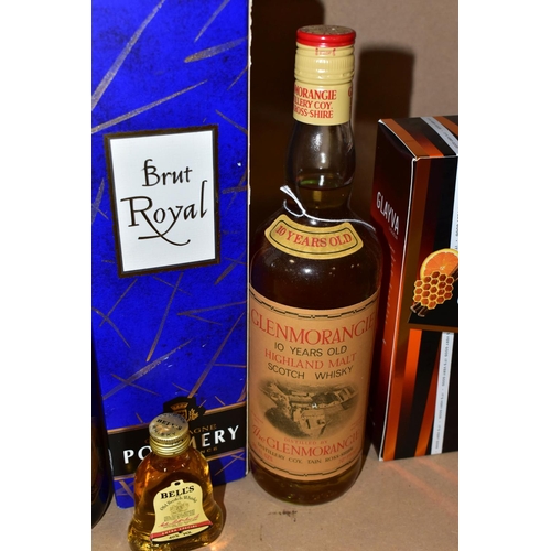 285 - ALCOHOL, six bottles comprising one bottle of GLENMORANGIE 10 Year Old Highland Malt Whisky, 70% pro... 