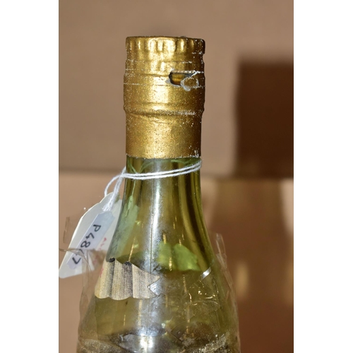 291 - HINE GRANDE CHAMPAGNE COGNAC 1914, 70% proof, fill level 11cm from top, seal intact, original cellop... 